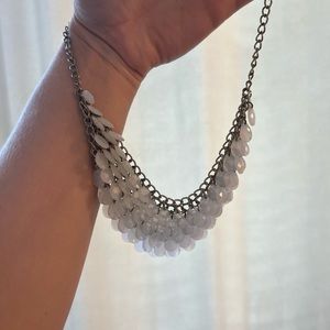TEARDROP DETAIL STATEMENT NECKLACE